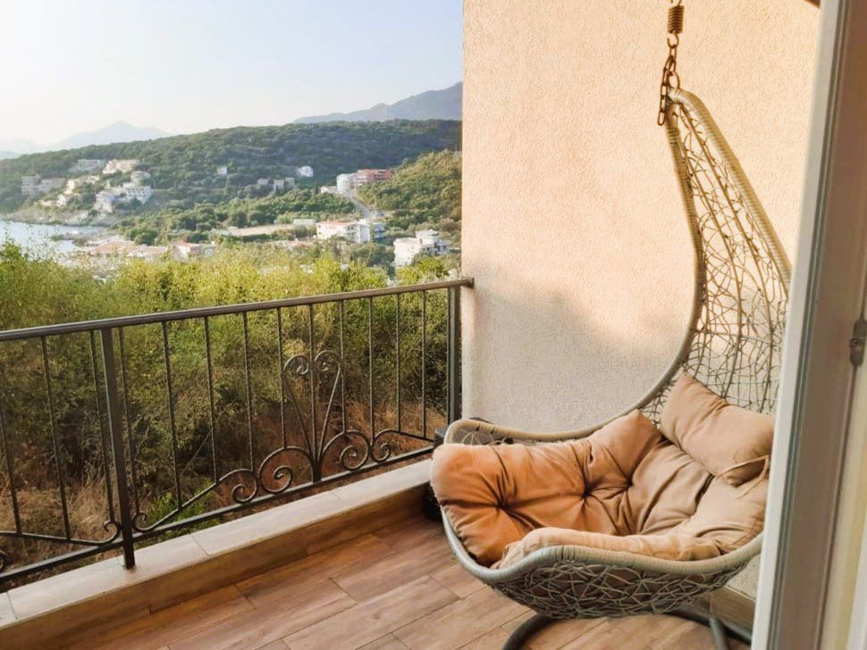 Seaside Serenity: Your Coastal Retreat on the Bar Riviera — Montenegro