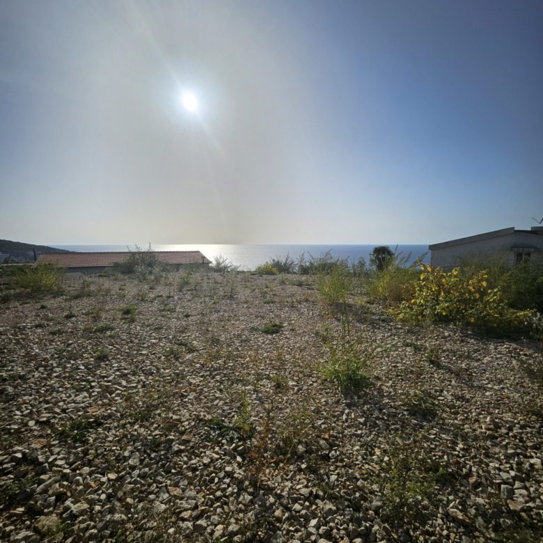 Seaside Oasis in Utjeha - Bar: Urbanized 603m² Plot — Montenegro