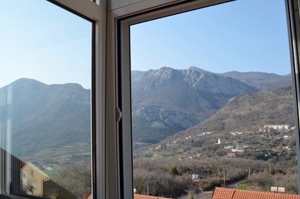 Spacious 3-Level Monteray Townhouse — Montenegro