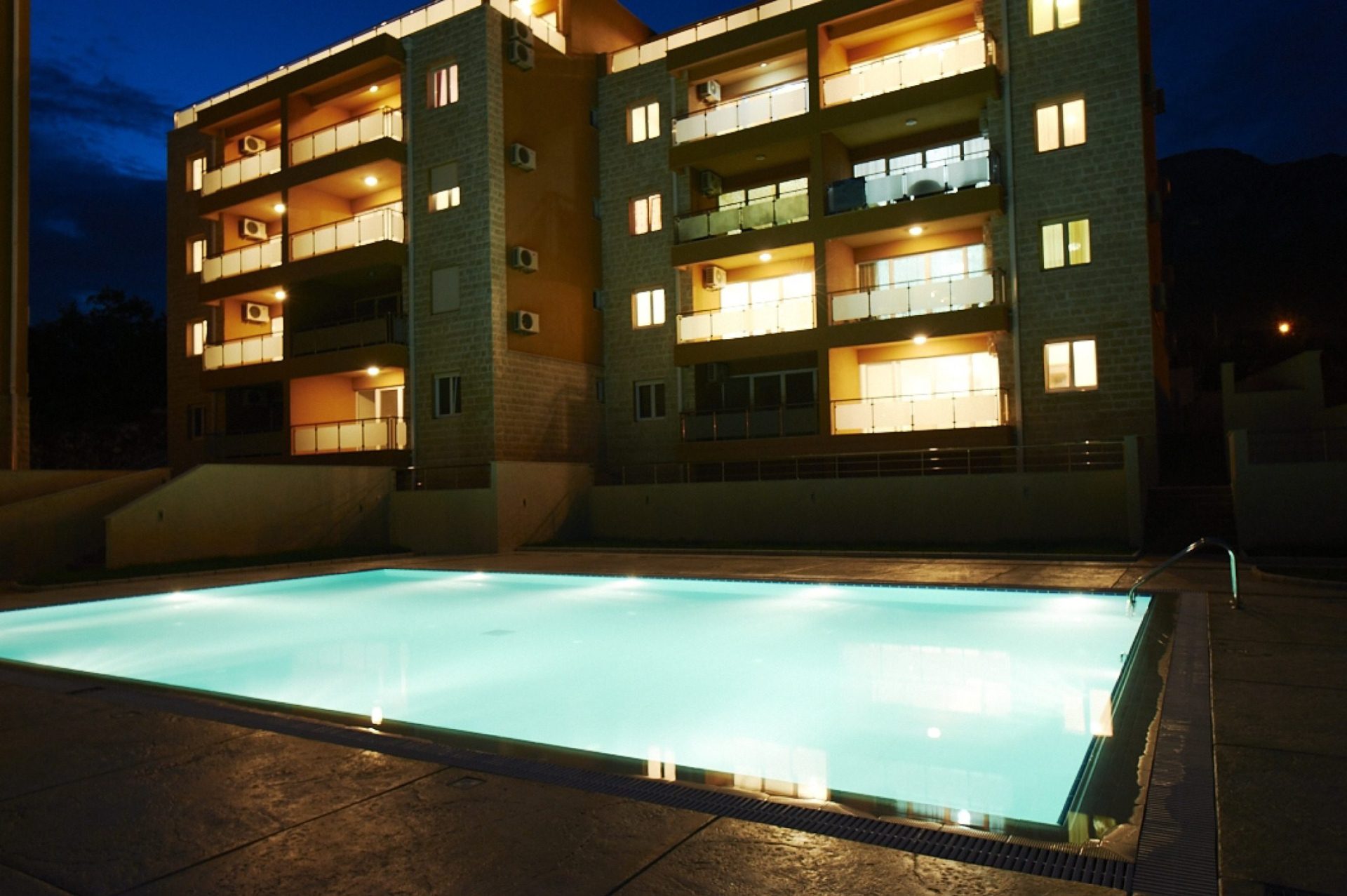 Penthouse mit herrlichem Meerblick in Becici — Montenegro