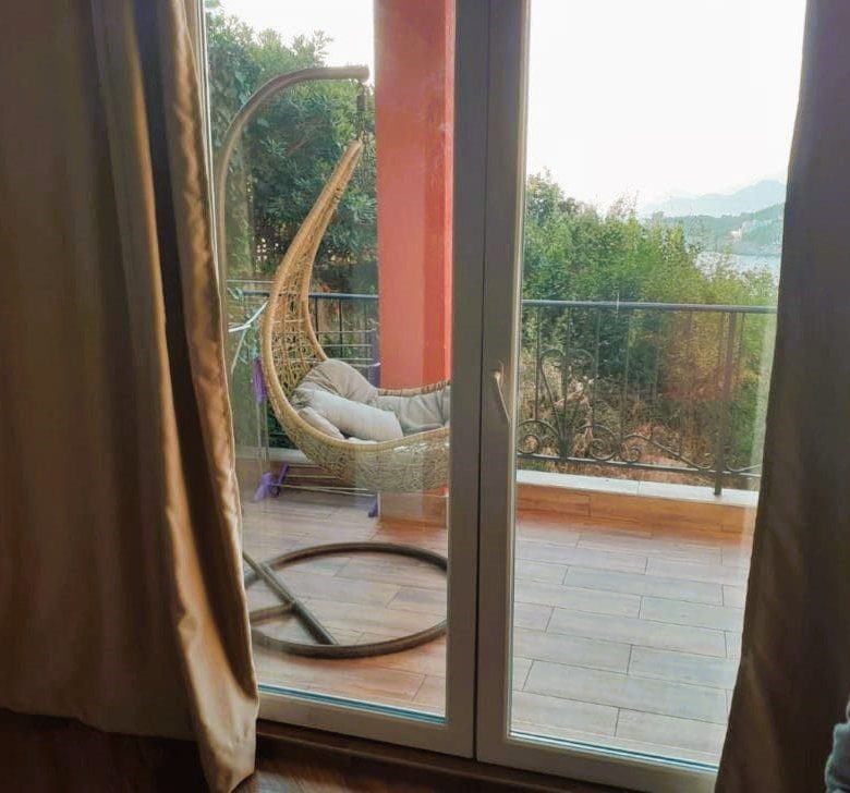 Seaside Serenity: Your Coastal Retreat on the Bar Riviera — Montenegro
