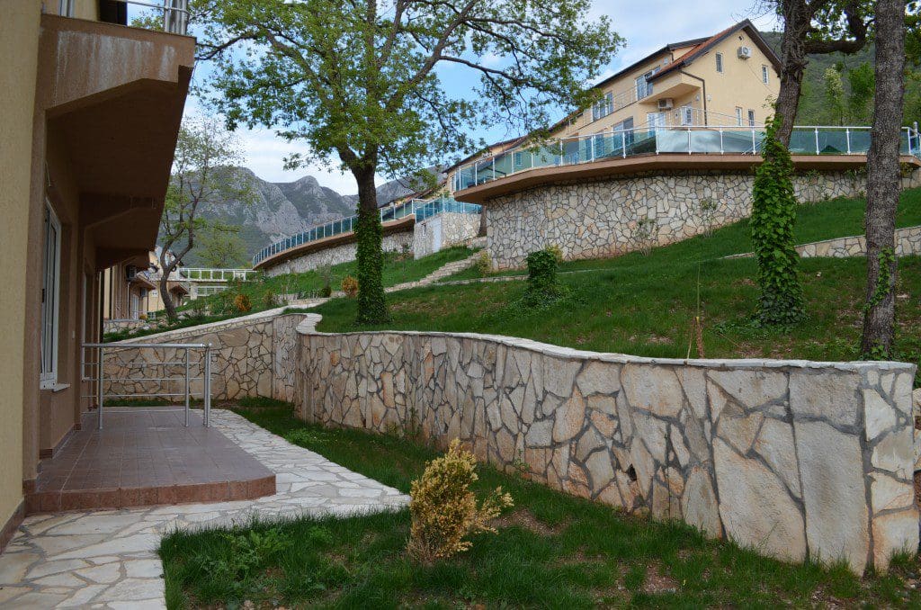 Spacious 3-Level Monteray Townhouse — Montenegro