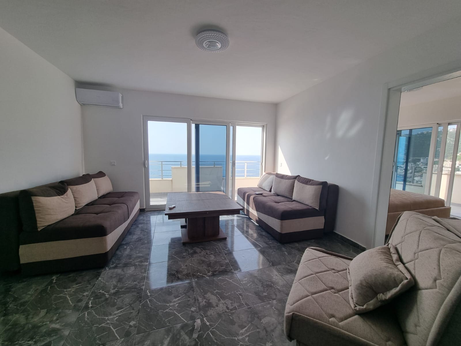 Apartment for Sale in Dobra Voda -Montenegro with Sea Views — Montenegro