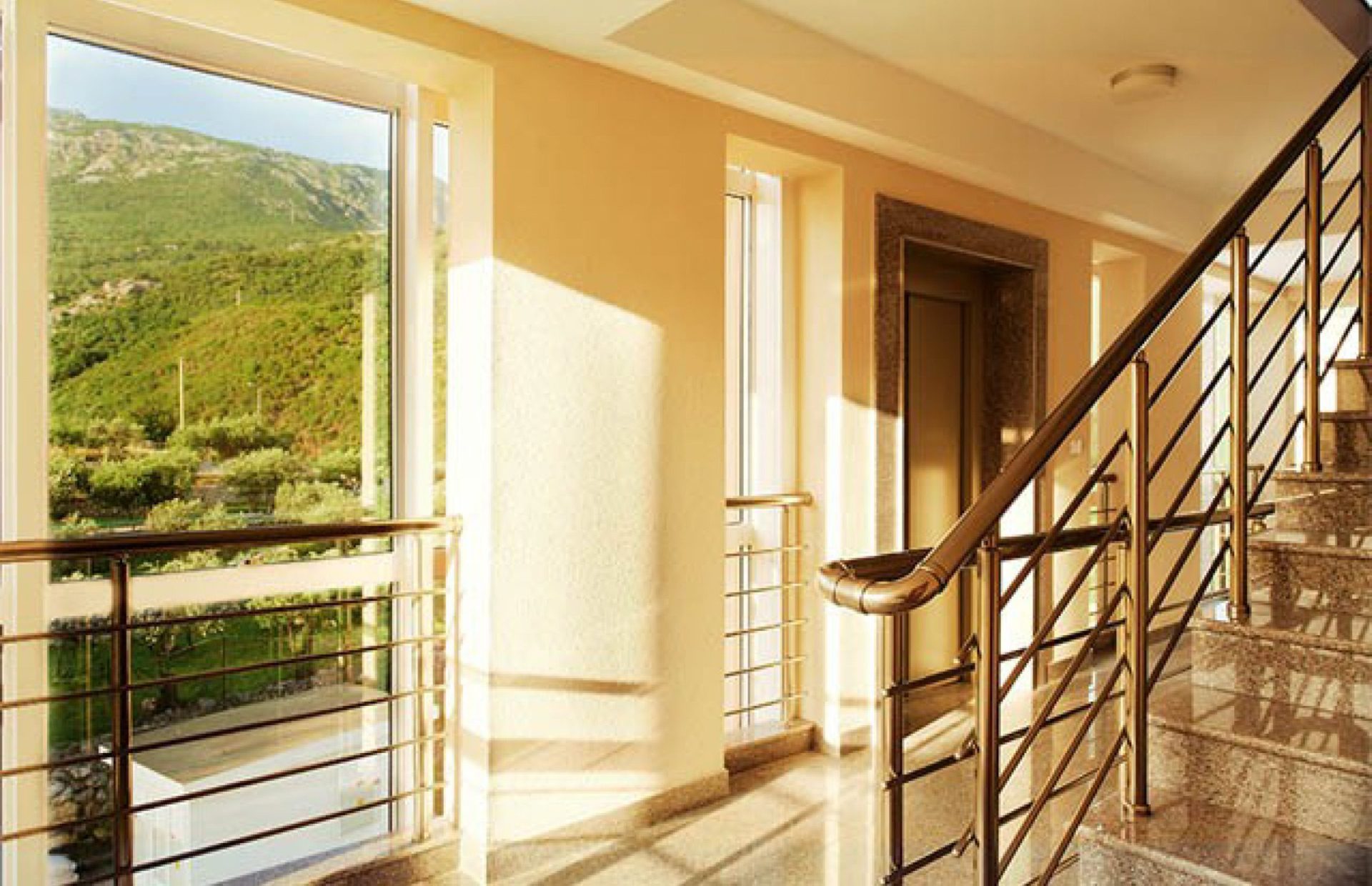 Penthouse mit herrlichem Meerblick in Becici — Montenegro