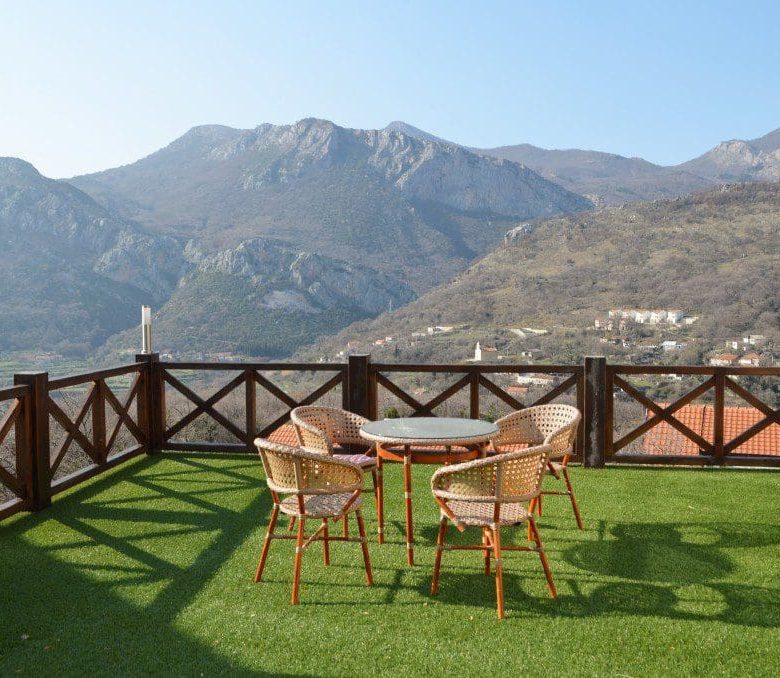 Spacious 3-Level Monteray Townhouse — Montenegro