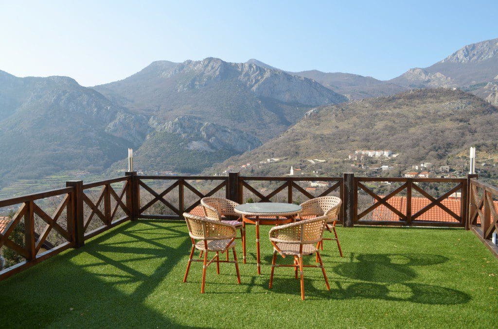Spacious 3-Level Monteray Townhouse — Montenegro