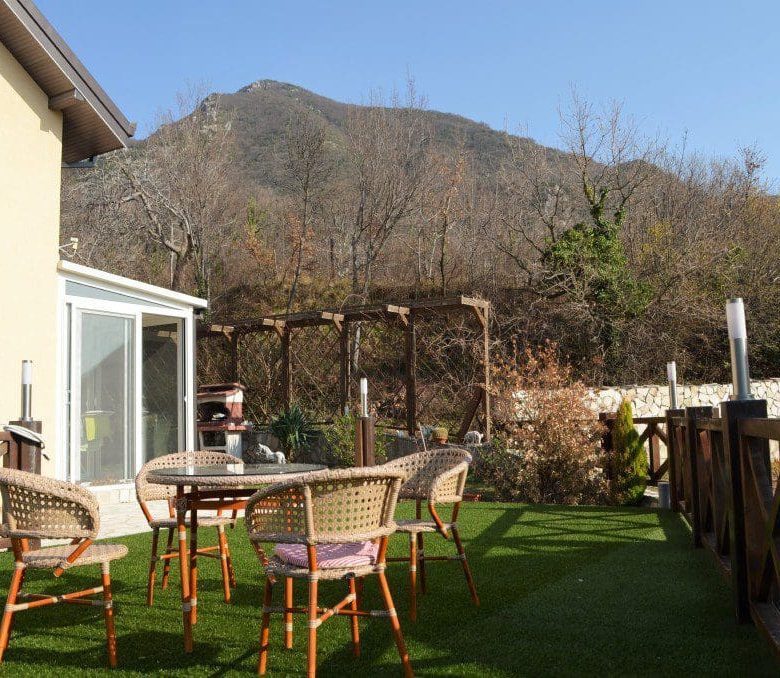 Spacious 3-Level Monteray Townhouse — Montenegro