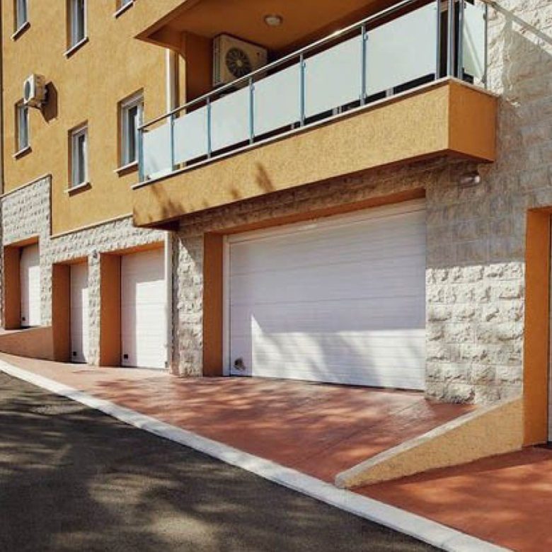 Penthouse mit herrlichem Meerblick in Becici — Montenegro