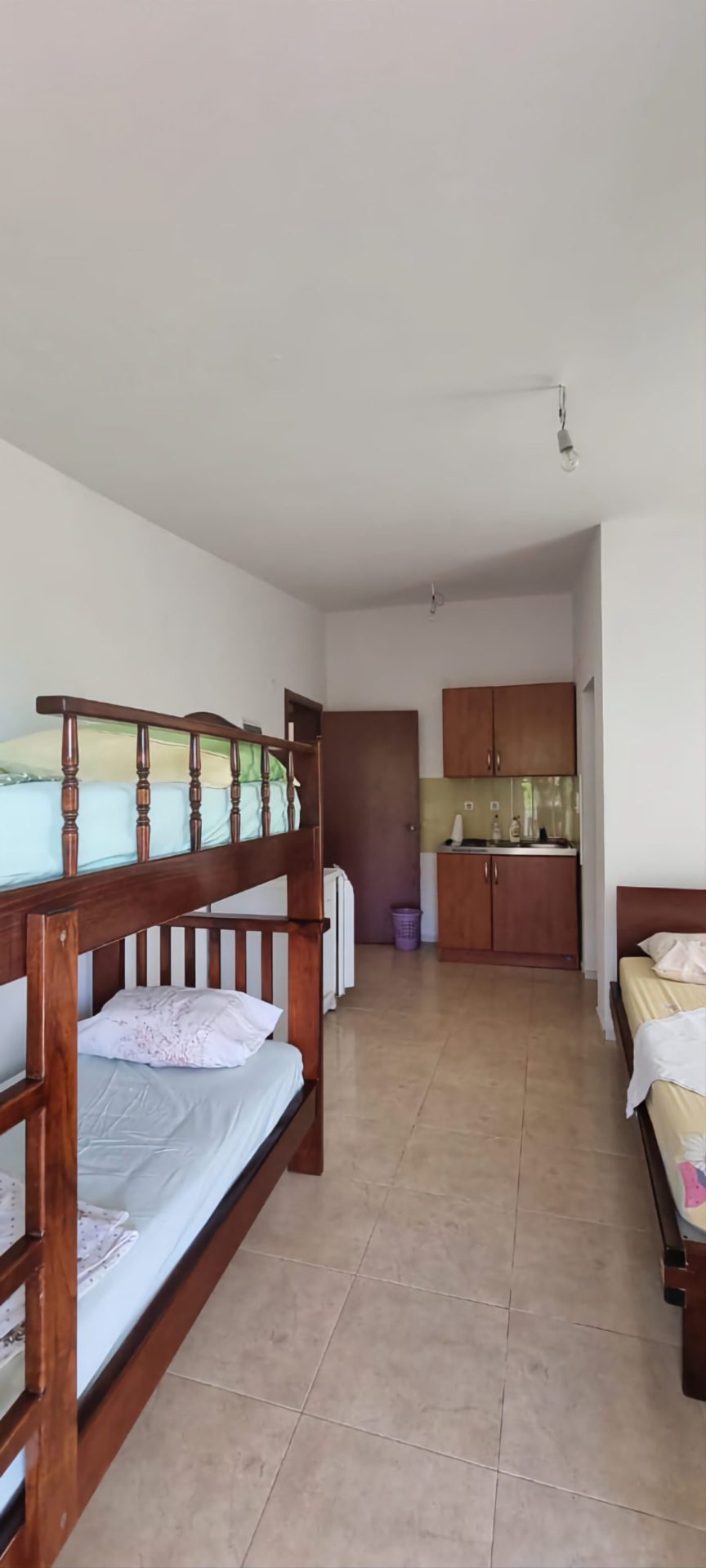 Spacious Apartment with Partial Sea View in Utjeha — Montenegro
