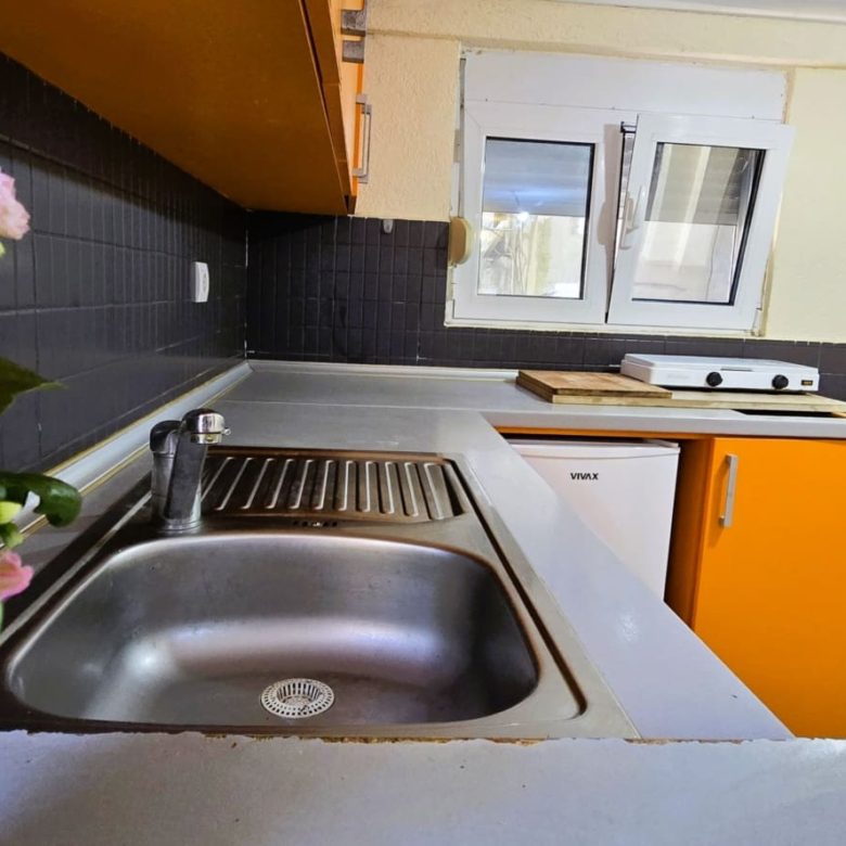 будинок на продаж в Утєсі