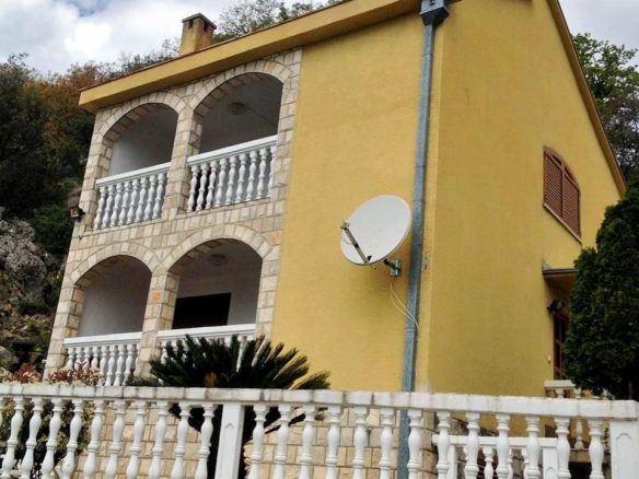 Family Three-Story House for Sale in Budva