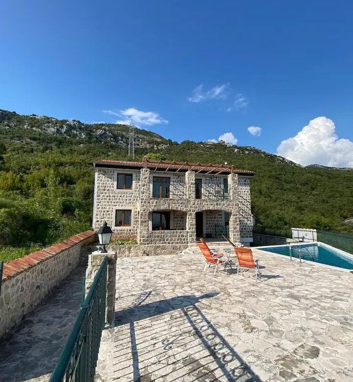 Havuzlu Lüks Villa Petrovac
