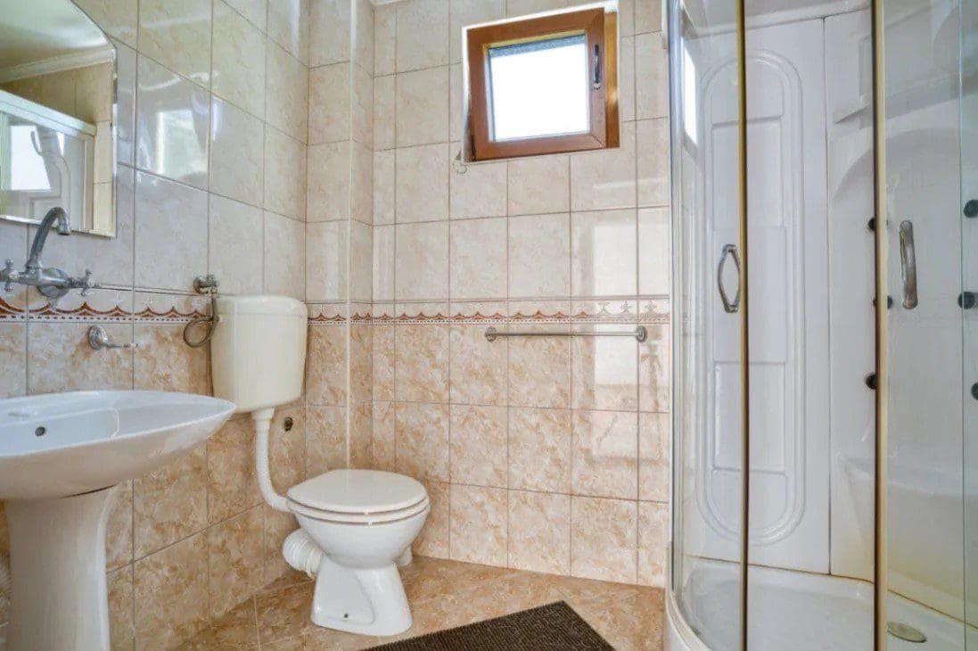 Petrovac'ta Havuzlu Lüks Villa — Karadağ