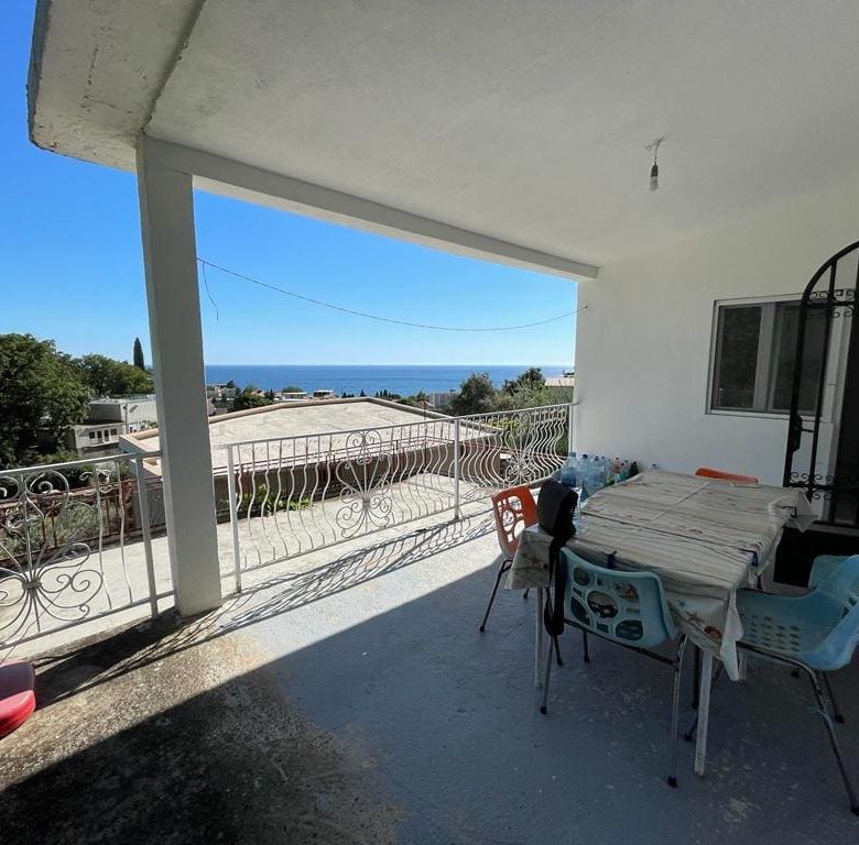 Charming Seaside Apartment in Sutomore — Montenegro