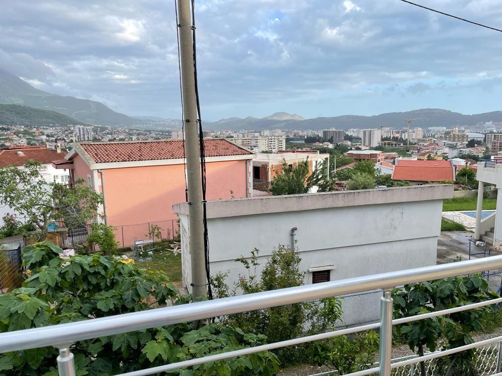 Charmantes Haus in Susanj-Bar zu verkaufen — Montenegro