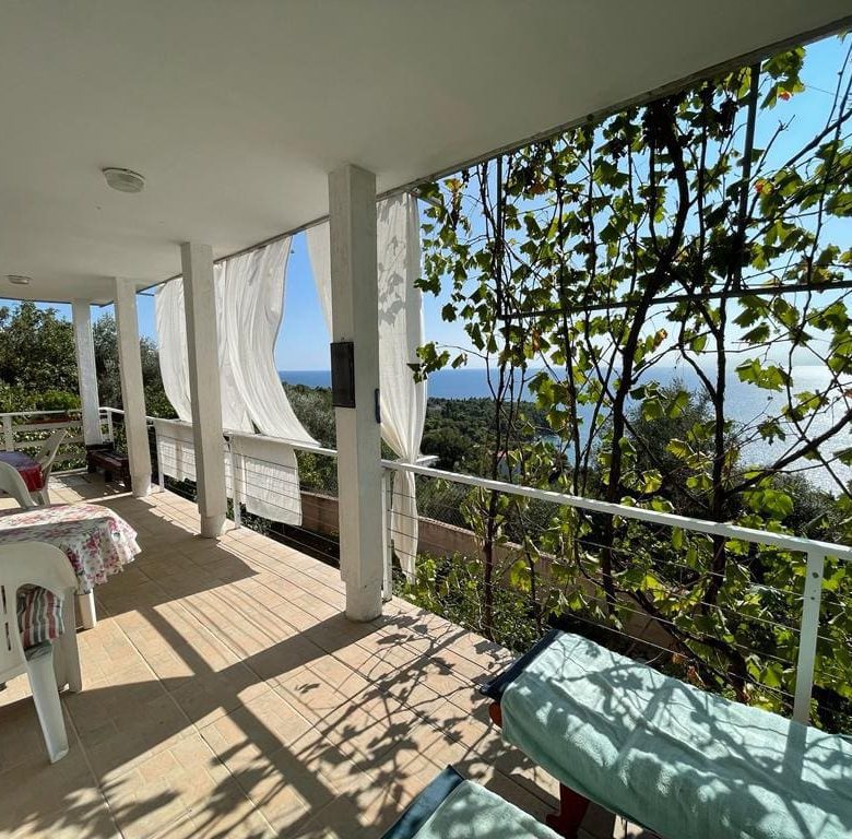 Stunning Seaside Property in the Suburbs of Bar — Montenegro