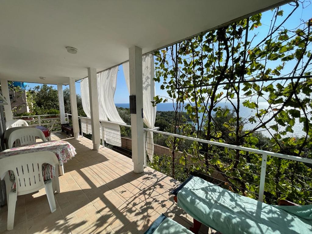 Stunning Seaside Property in the Suburbs of Bar — Montenegro
