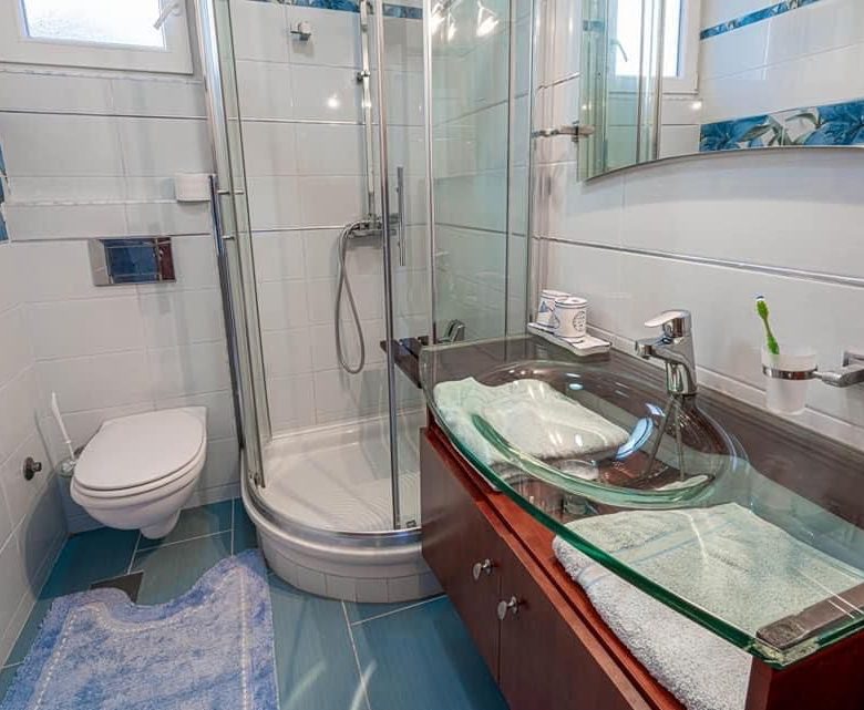 Eine schöne und gemütliche Villa mit Pool in Bečići — Montenegro