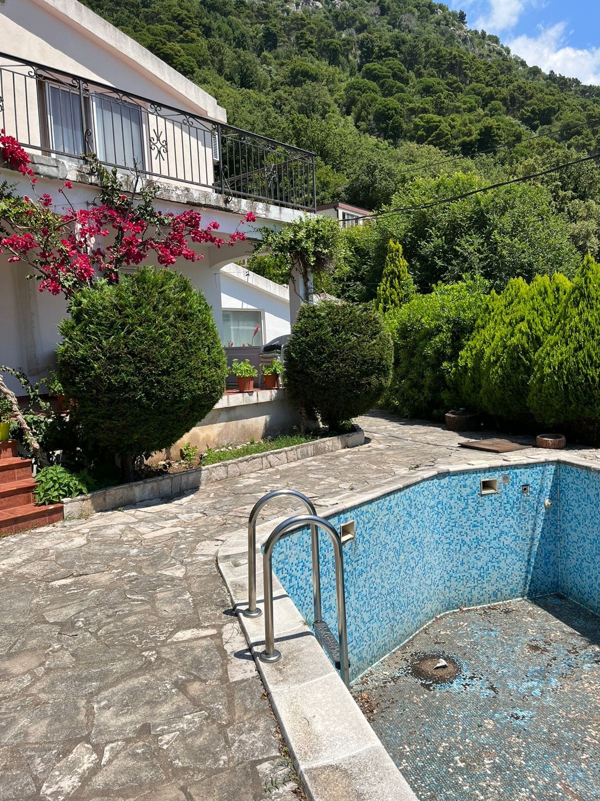 Family House with Pool for Sale in Budva — Montenegro