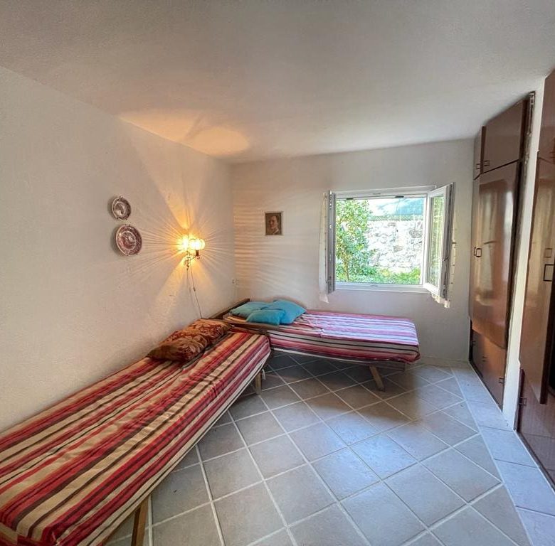Charming Seaview Home in Sutomore — Montenegro