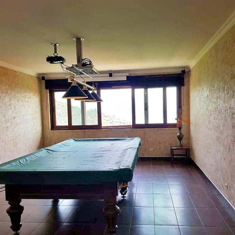Bečići'de Satılık Lüks Villa — Karadağ