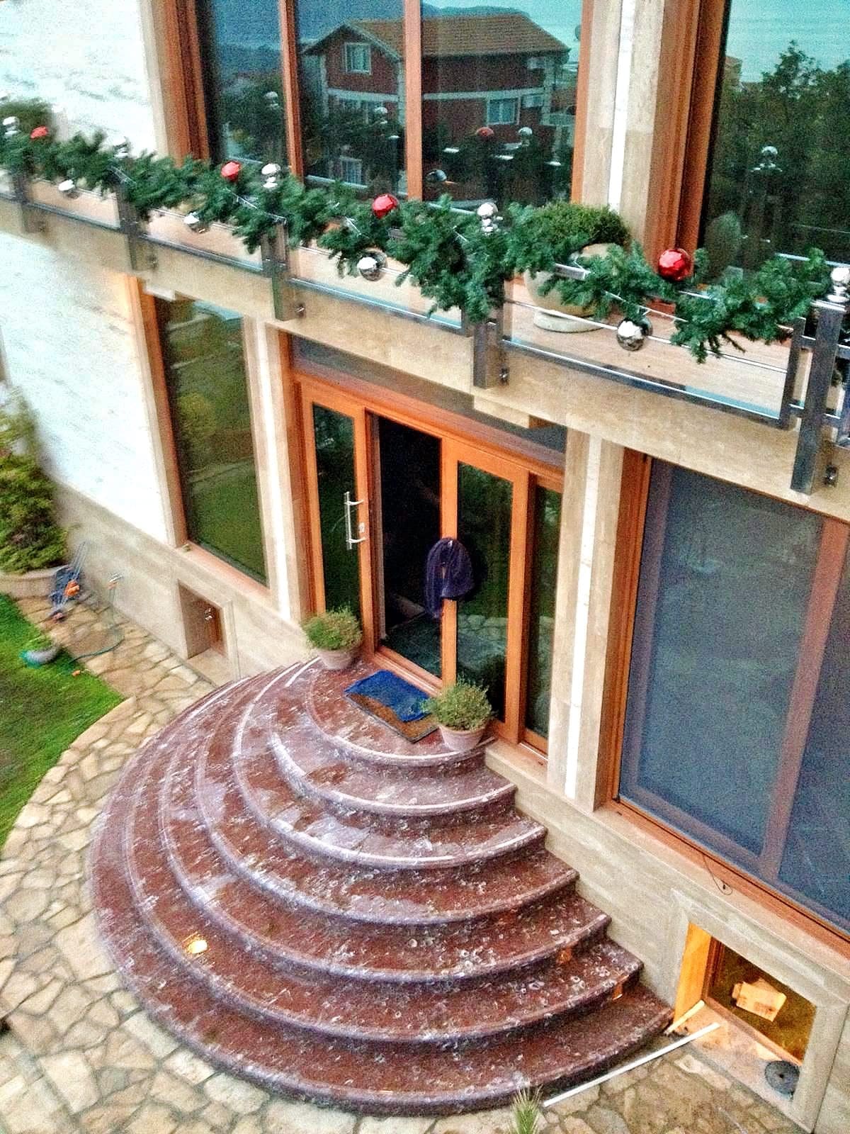 Bečići'de Satılık Lüks Villa — Karadağ