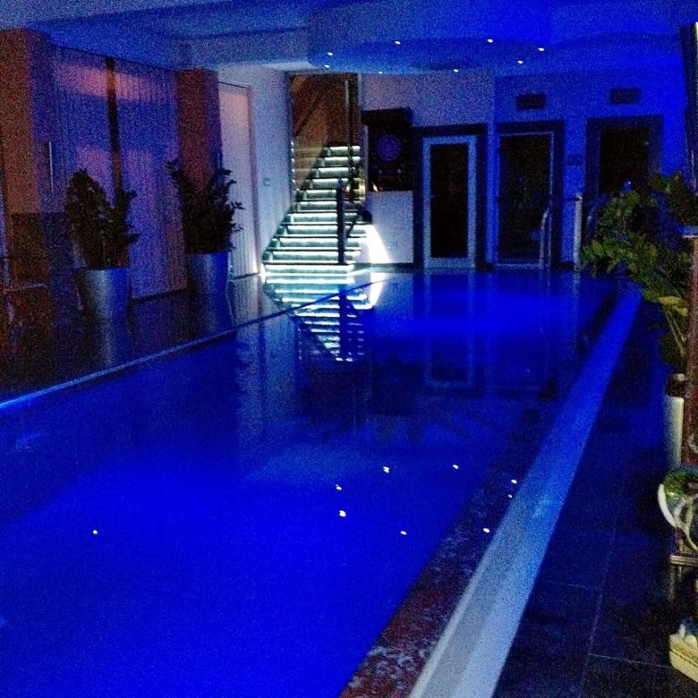 Bečići'de Satılık Lüks Villa — Karadağ