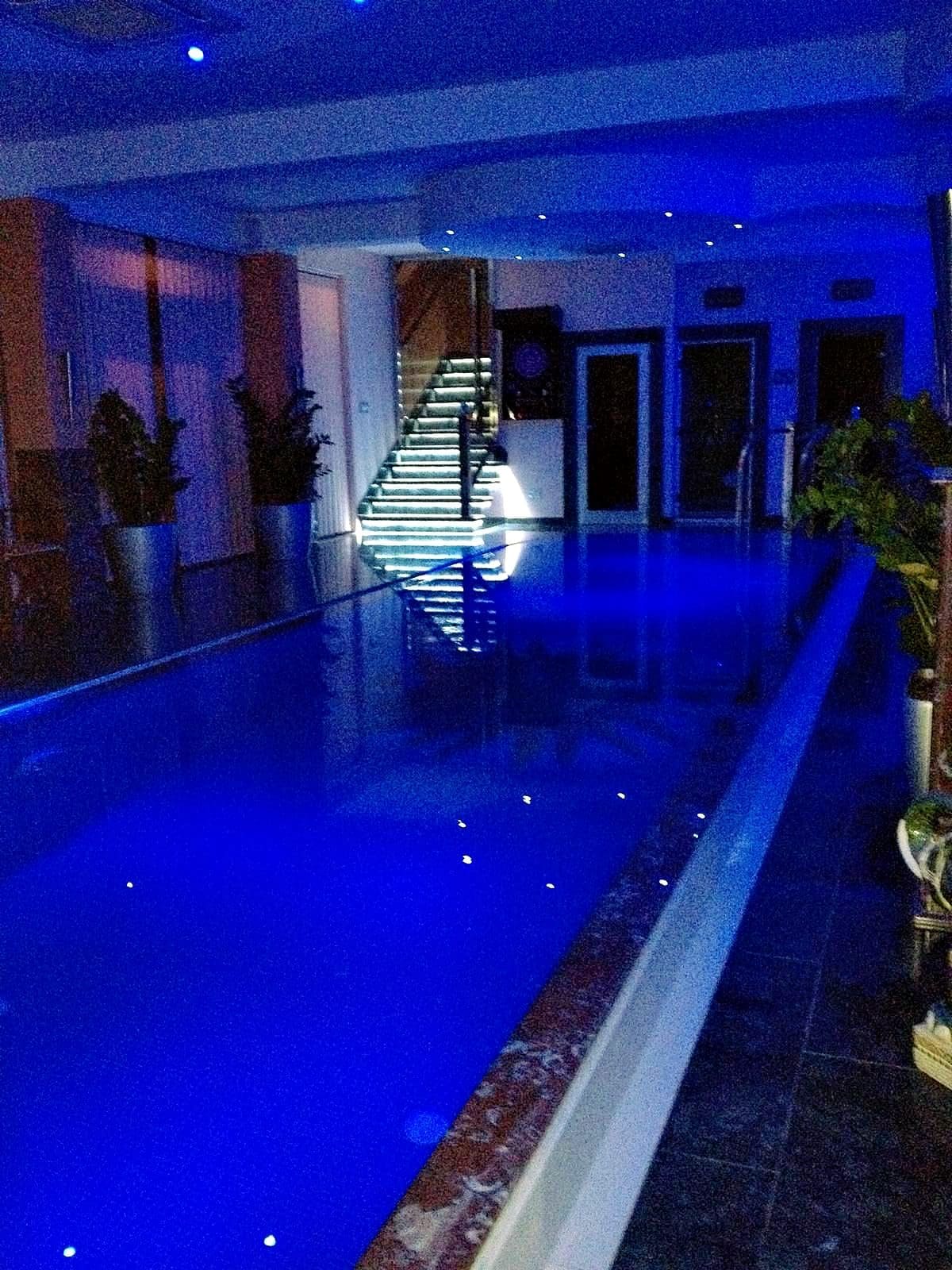Bečići'de Satılık Lüks Villa — Karadağ