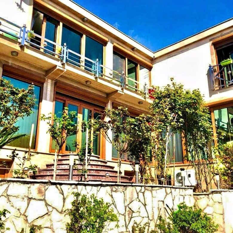 Bečići'de Satılık Lüks Villa — Karadağ