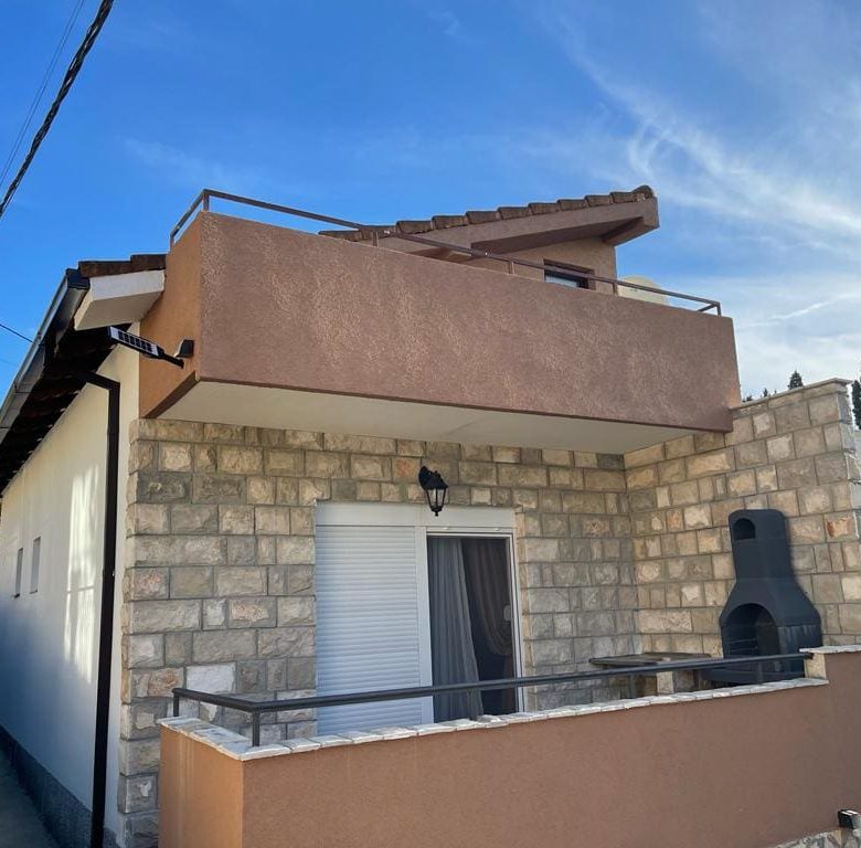 Single-Story Townhouse for Sale in Sutomore — Montenegro
