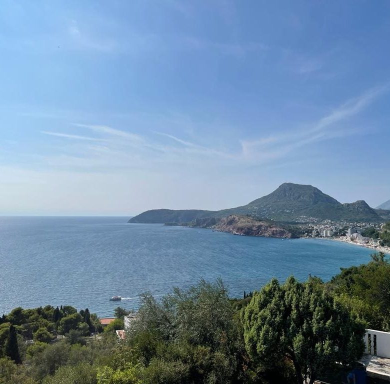 Stunning Seaside Property in the Suburbs of Bar — Montenegro