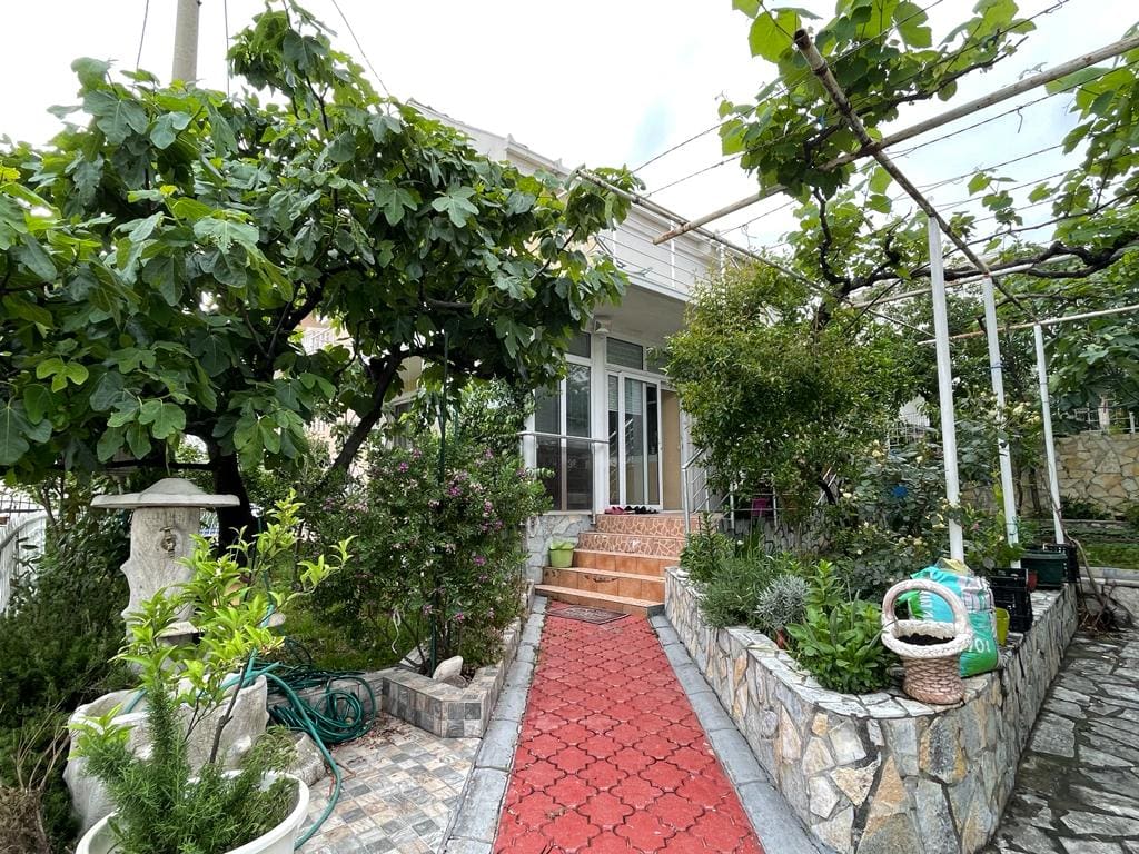 Charmantes Haus in Susanj-Bar zu verkaufen — Montenegro