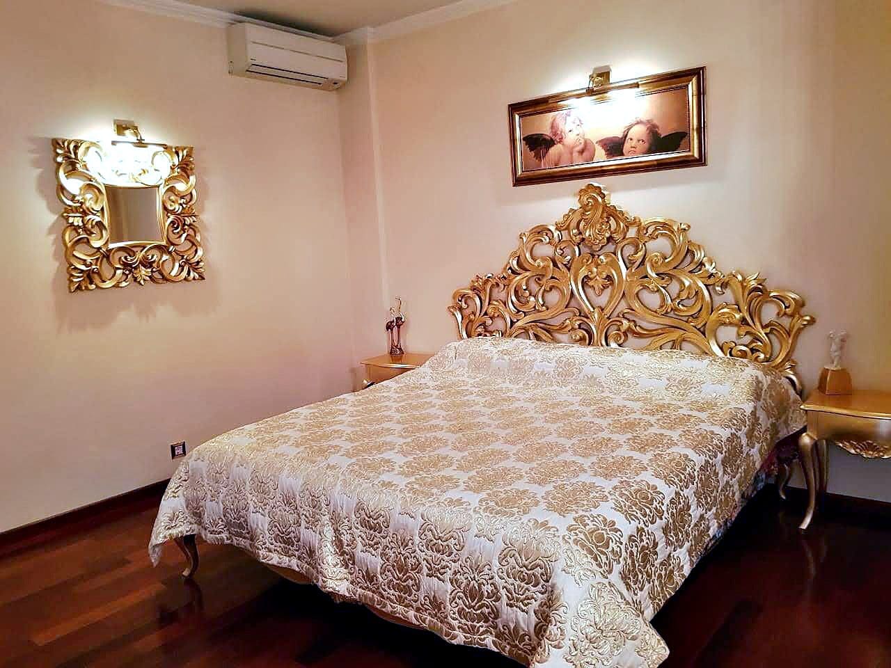 Bečići'de Satılık Lüks Villa — Karadağ