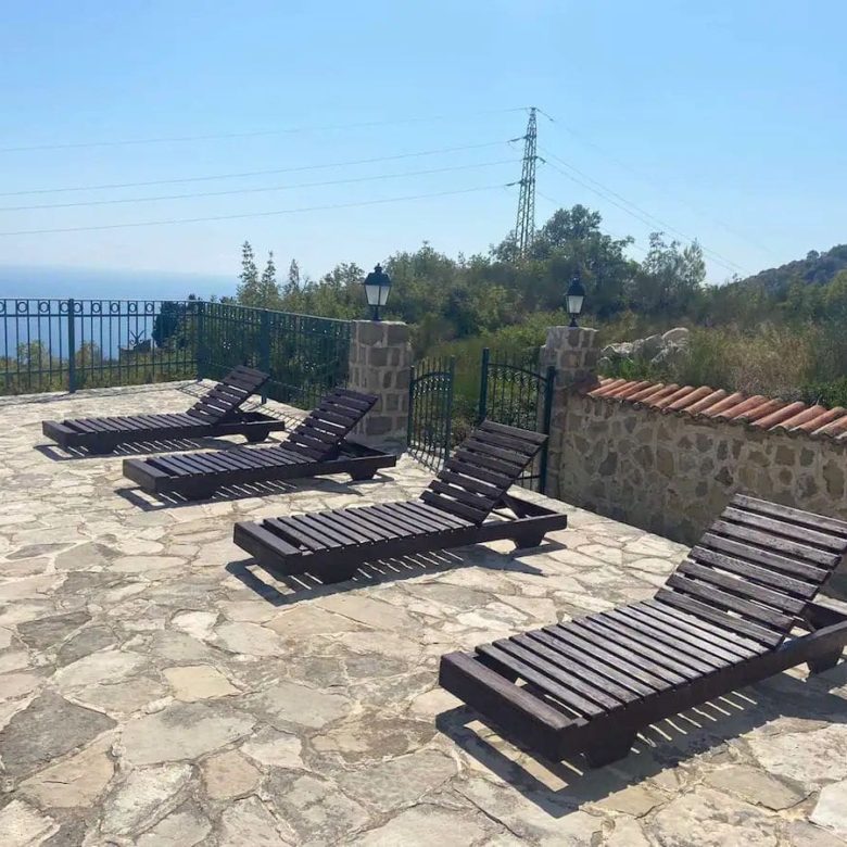 Petrovac'ta Havuzlu Lüks Villa — Karadağ