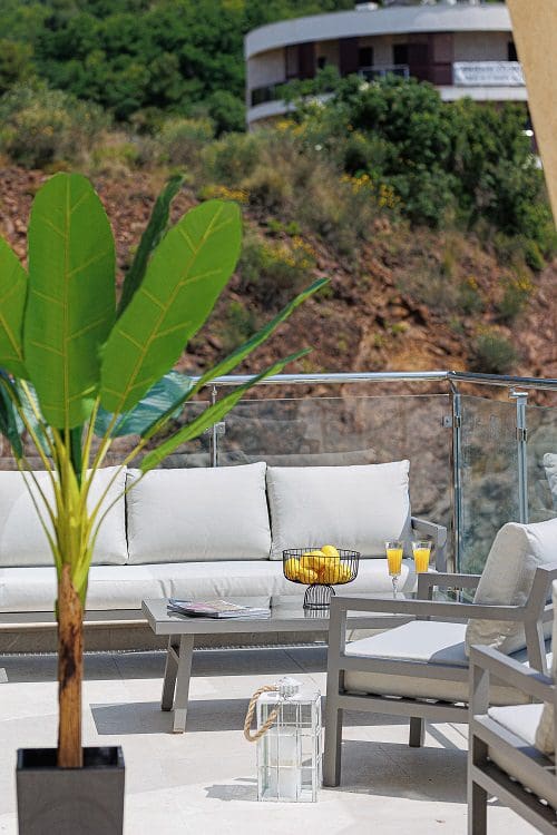 A Premium Apartment in a Complex with a Pool — Montenegro