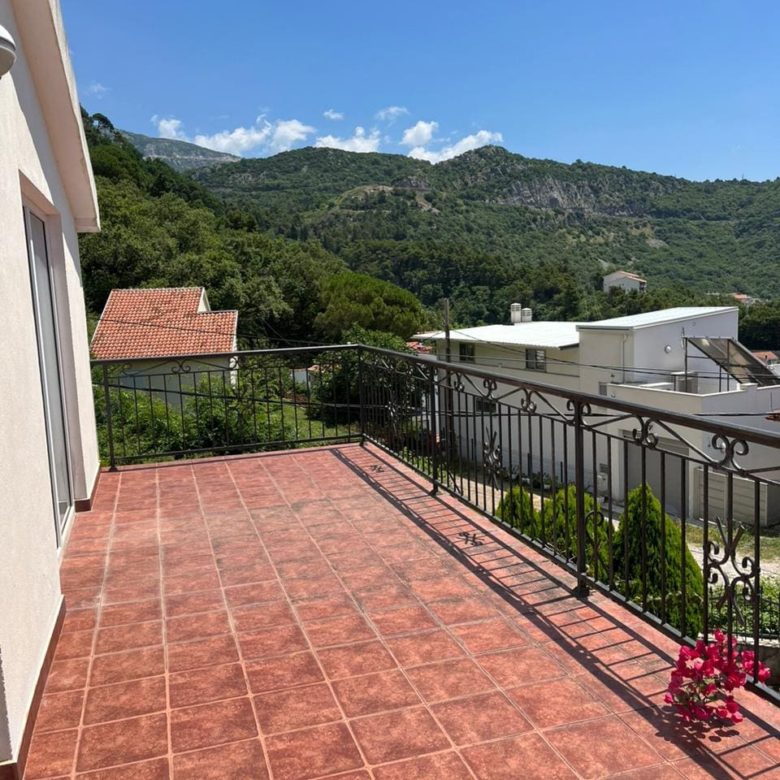 Family House with Pool for Sale in Budva — Montenegro
