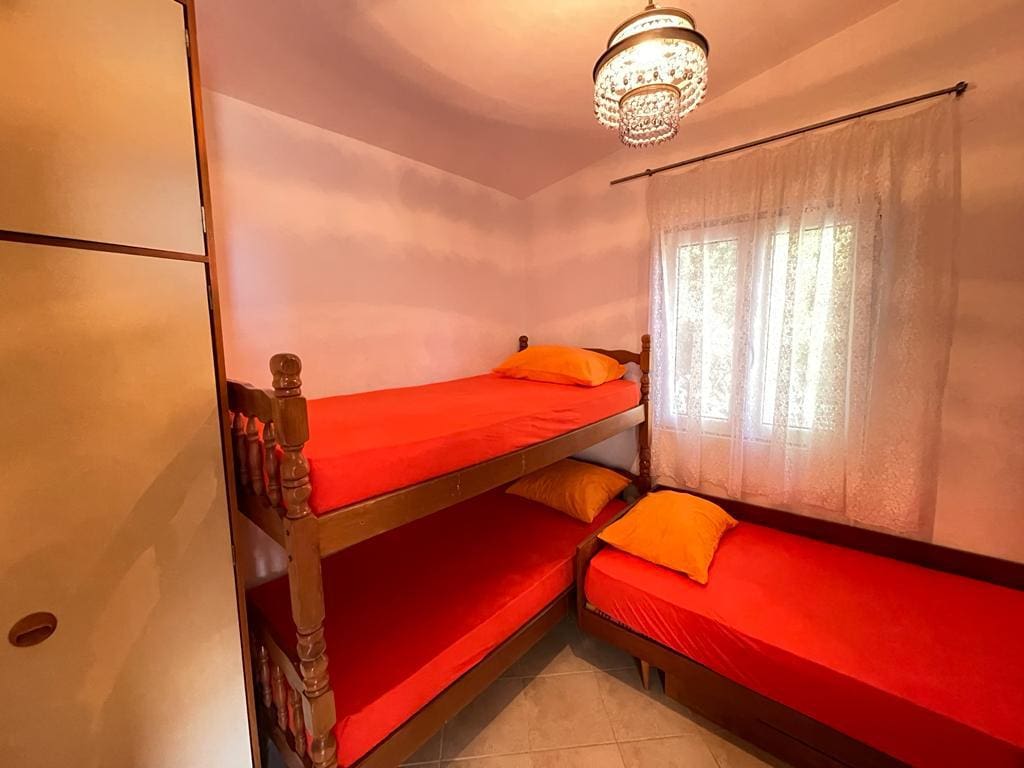 Charming Seaside Apartment in Sutomore — Montenegro