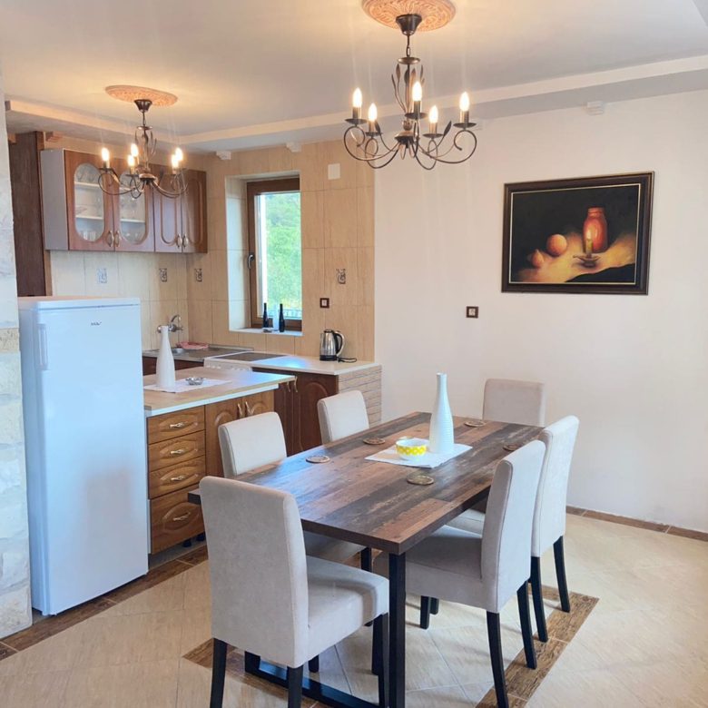 Petrovac'ta Havuzlu Lüks Villa — Karadağ
