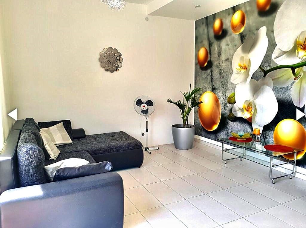 Bečići'de Satılık Lüks Villa — Karadağ
