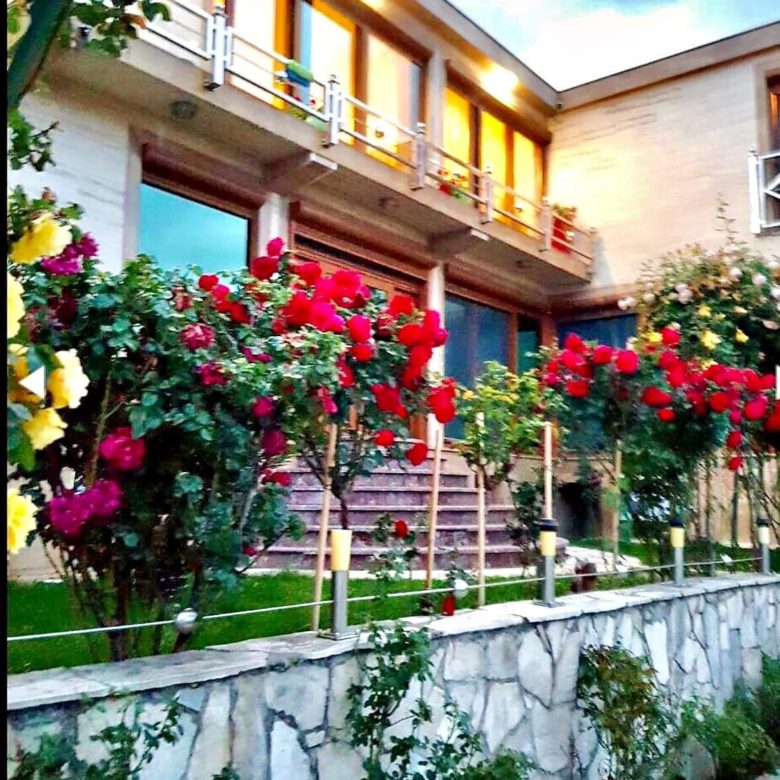 Bečići'de Satılık Lüks Villa — Karadağ