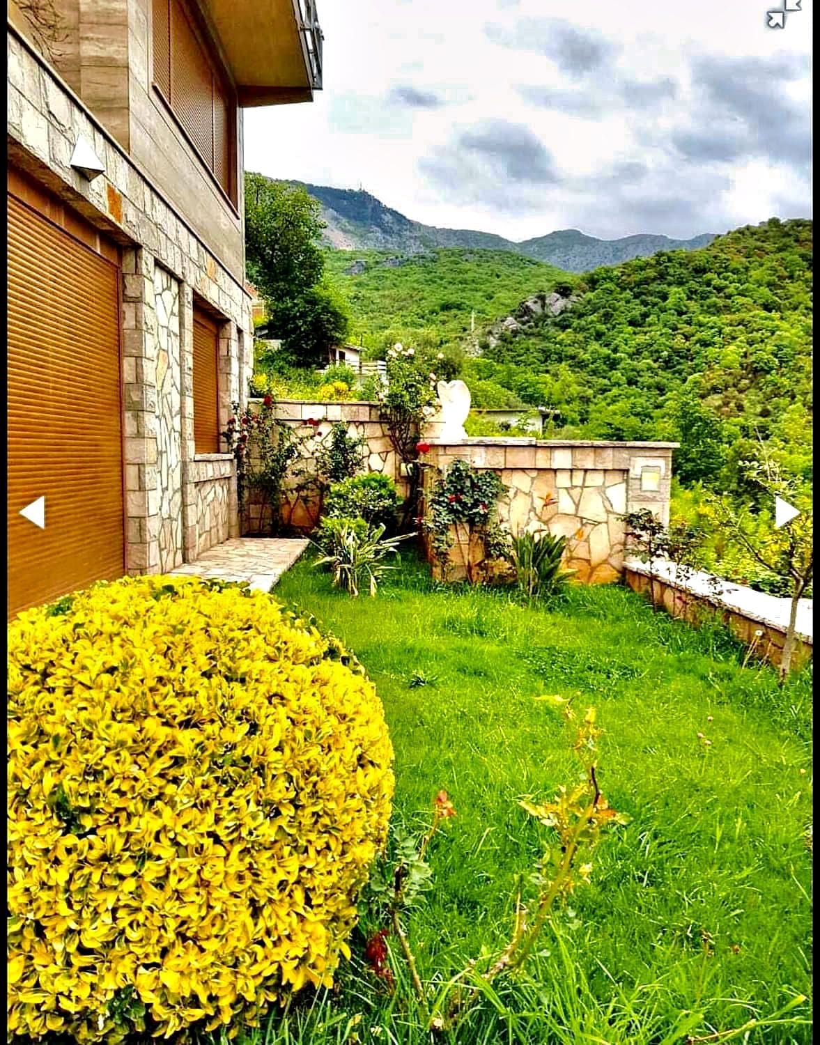 Bečići'de Satılık Lüks Villa — Karadağ