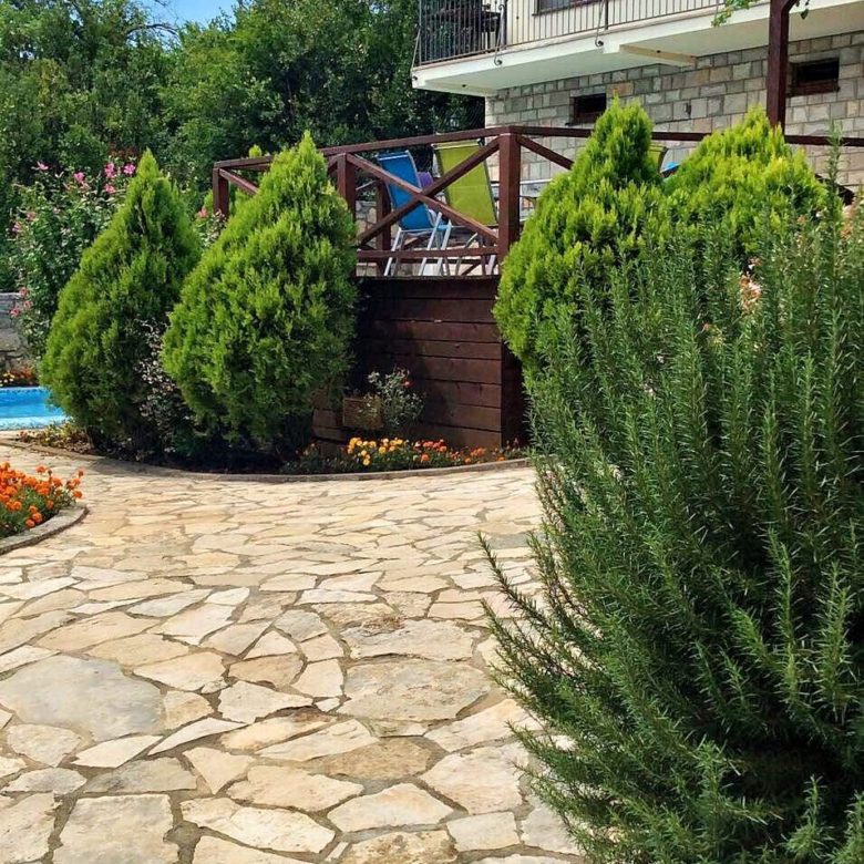 Luxurious Townhouse with Panoramic Views in Montenegro — Montenegro