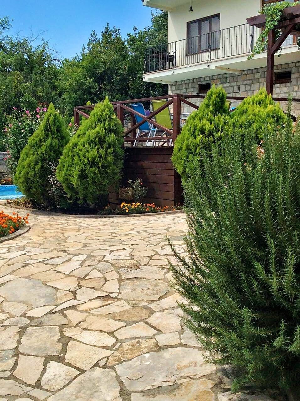 Luxurious Townhouse with Panoramic Views in Montenegro — Montenegro
