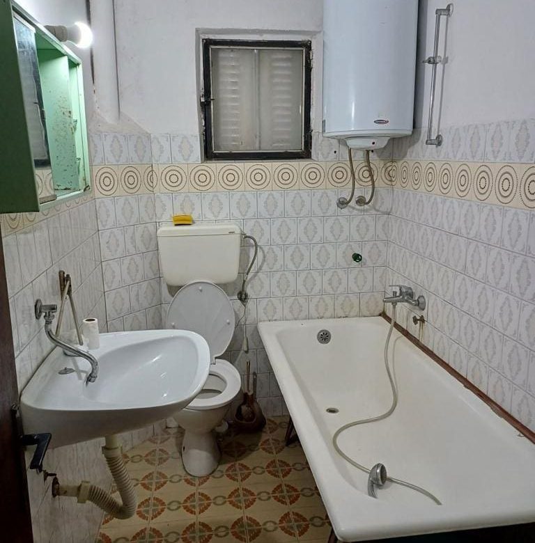 Spacious 3-Bedroom Apartment in Sutomore — Montenegro