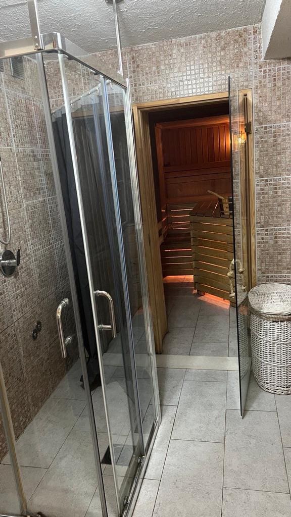 Opportunity to purchase a profitable hotel in Becici — Montenegro