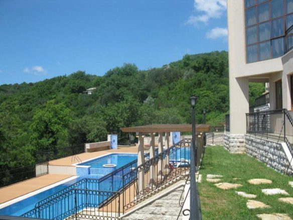 Furnished Apartment in a Residential Complex in Herceg Novi