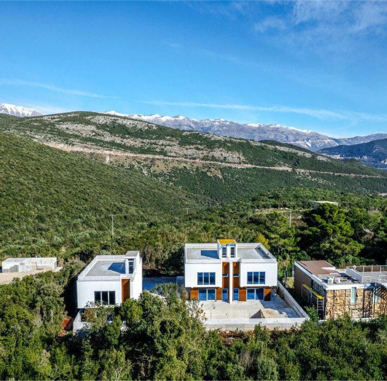 Three Stunning Villas with a Shared Pool — Montenegro