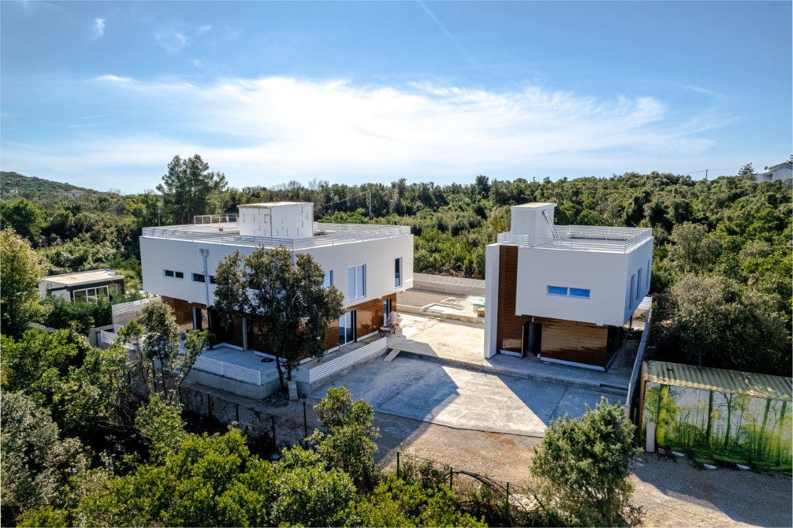 Three Stunning Villas with a Shared Pool — Montenegro