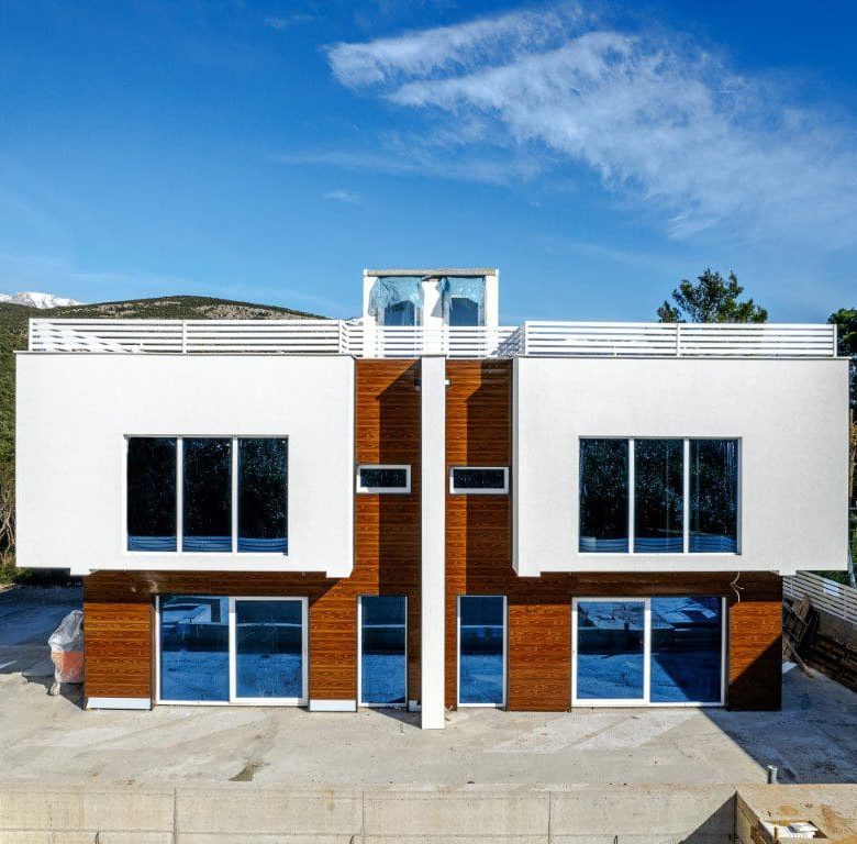 Three Stunning Villas with a Shared Pool — Montenegro
