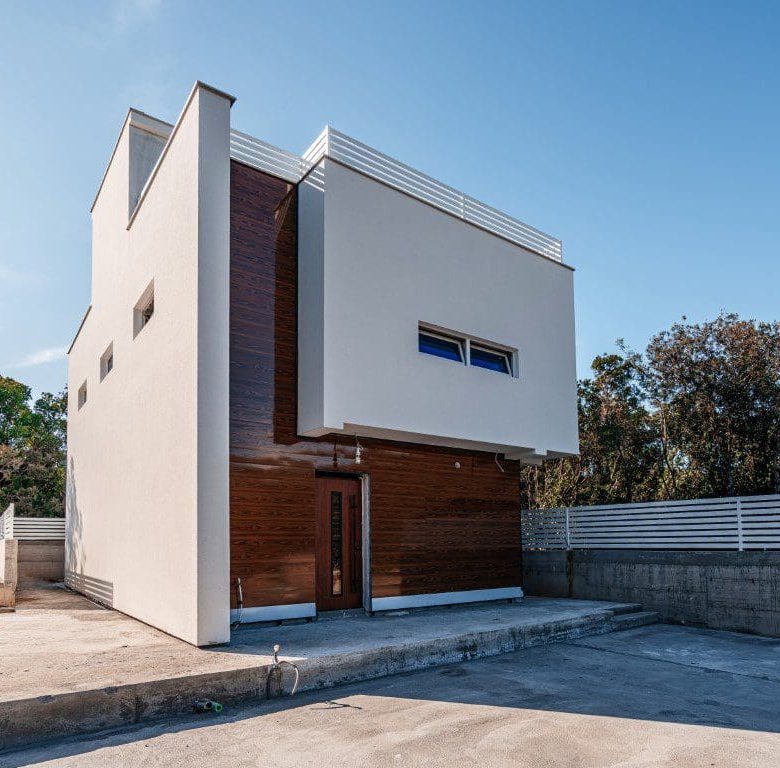 Three Stunning Villas with a Shared Pool — Montenegro